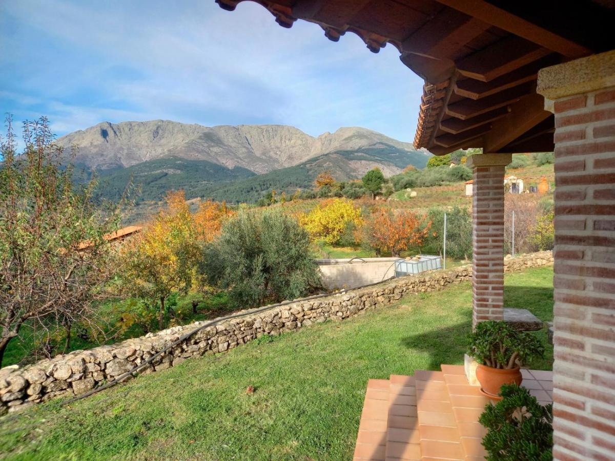 Villa La Cirujana De Gredos à San Esteban Del Valle Extérieur photo